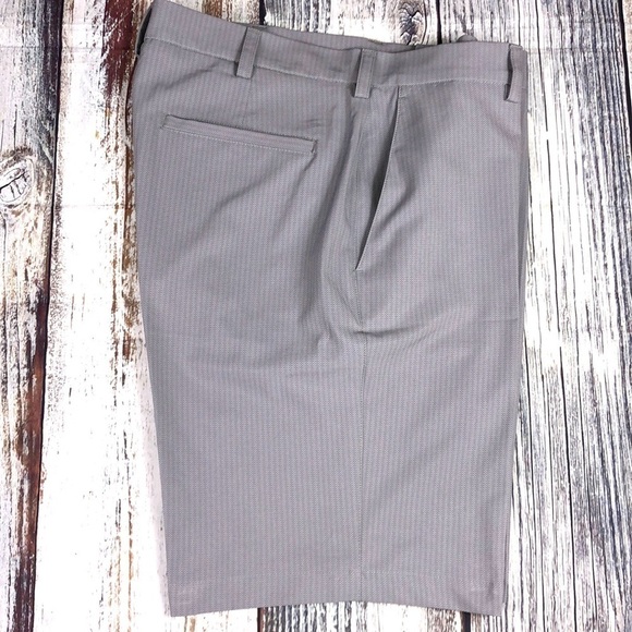 RoundTree & Yorke Gray Performance Shorts Size 35 - Picture 9 of 9